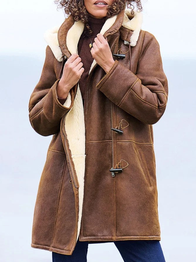 Hooded Winter Coat in Timeless Elegance