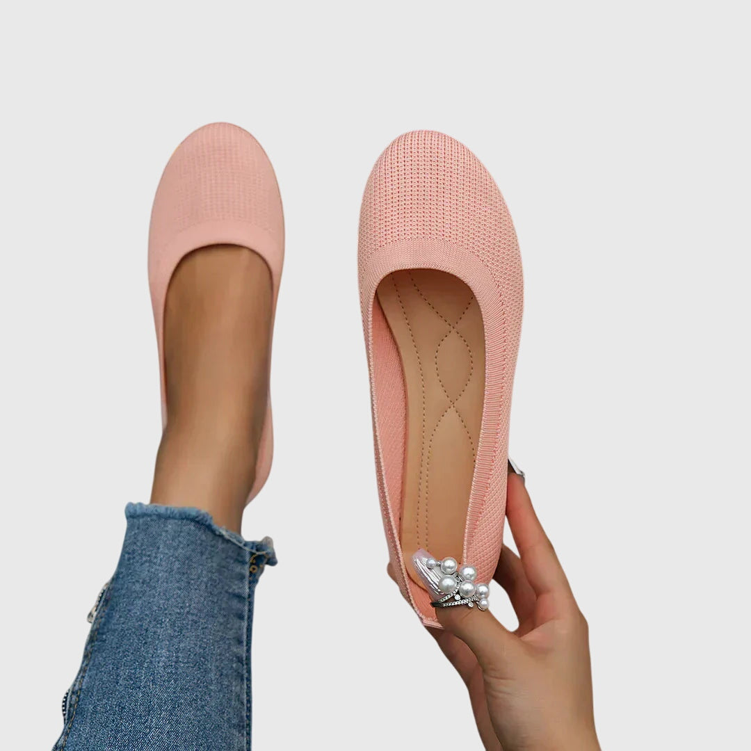 Breathable anti-slip footwear in refined style