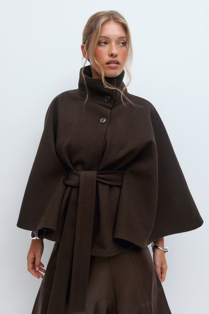 Belted Women's Coat in Timeless Elegance