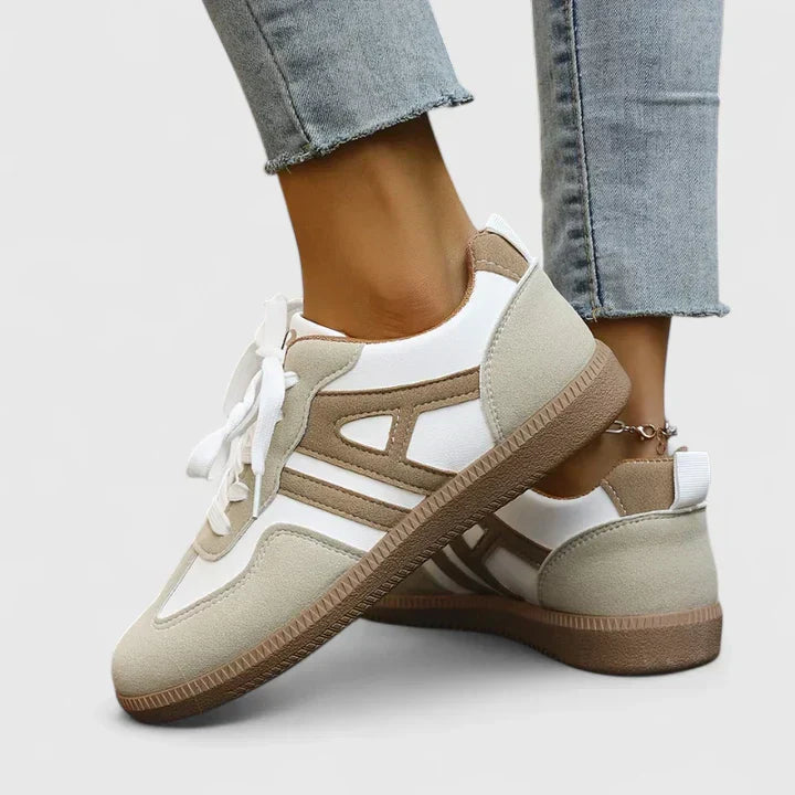 Elegant orthopedic sneakers with refined comfort