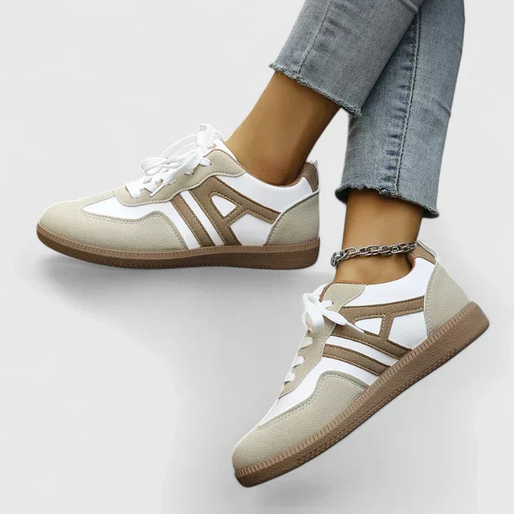 Elegant orthopedic sneakers with refined comfort