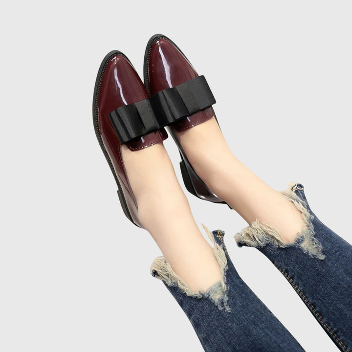 Elegant orthopedic loafers