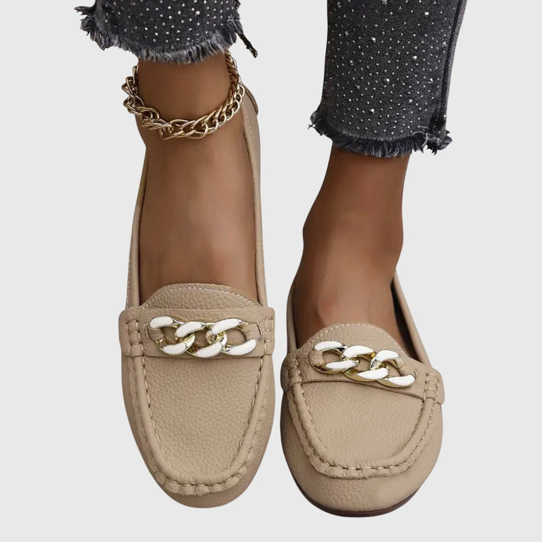 Orthopedic loafers with refined elegance