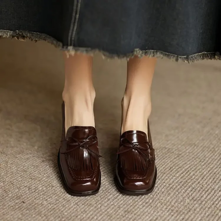 Elegant Loafer Pumps with Refined Silhouette