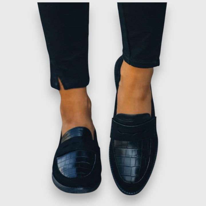 Elegant Orthopedic Loafers with Refined Comfort