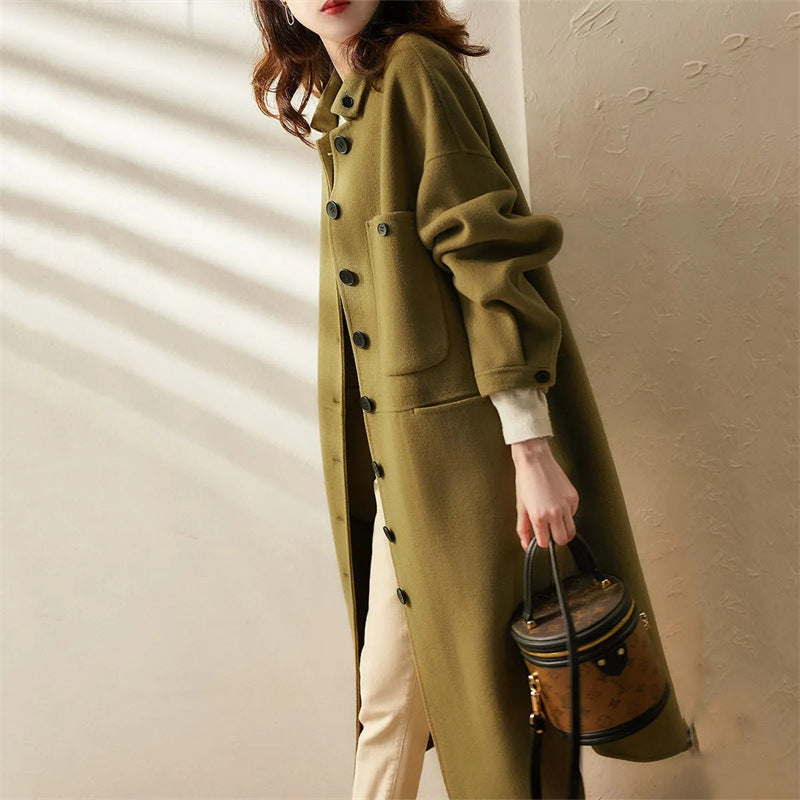 Elegant Long Trench Coat in Classic Wool