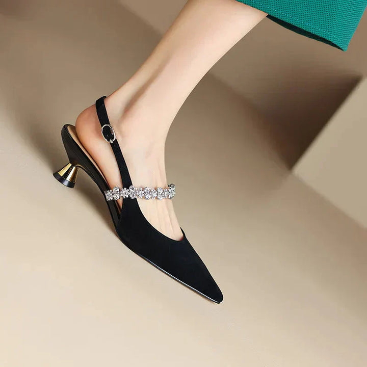 Isabelle Timeless Elegance Pumps