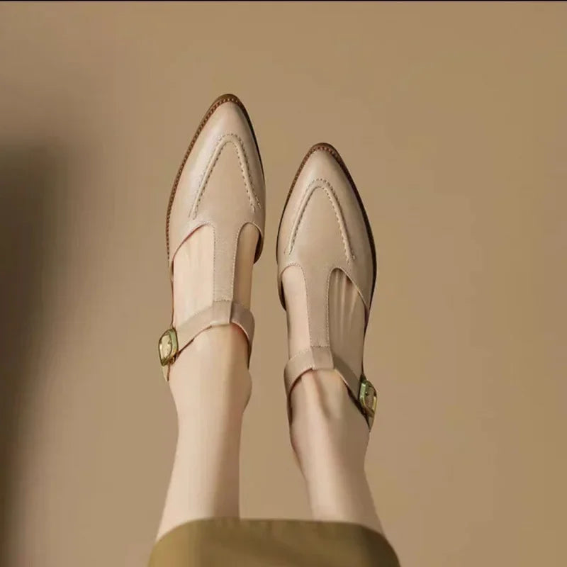 Buckle Detail Leather Shoes