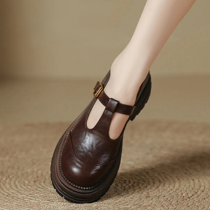 T-bar Leather Elegance Shoes