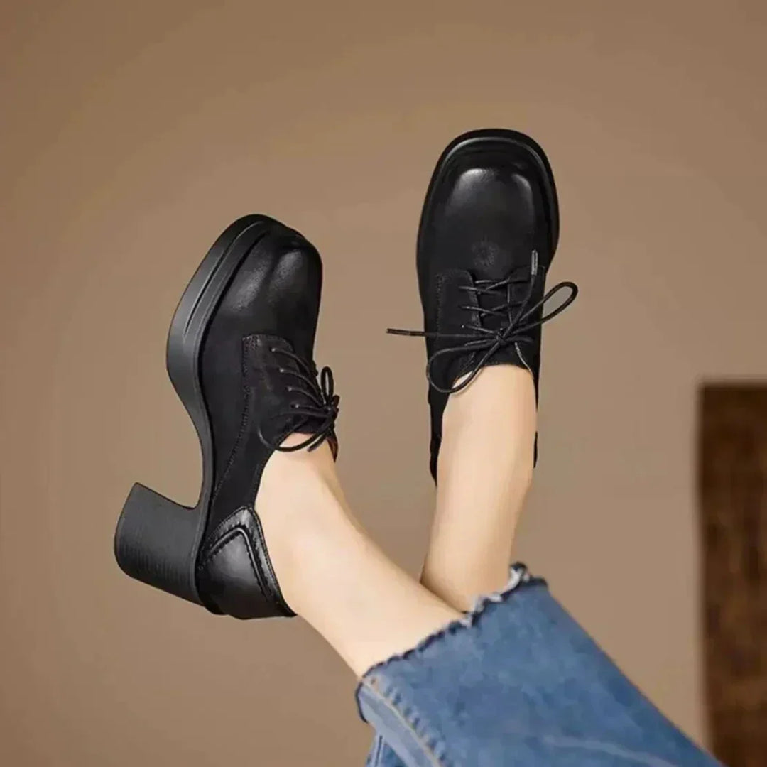 Timeless Classic Leather Pumps