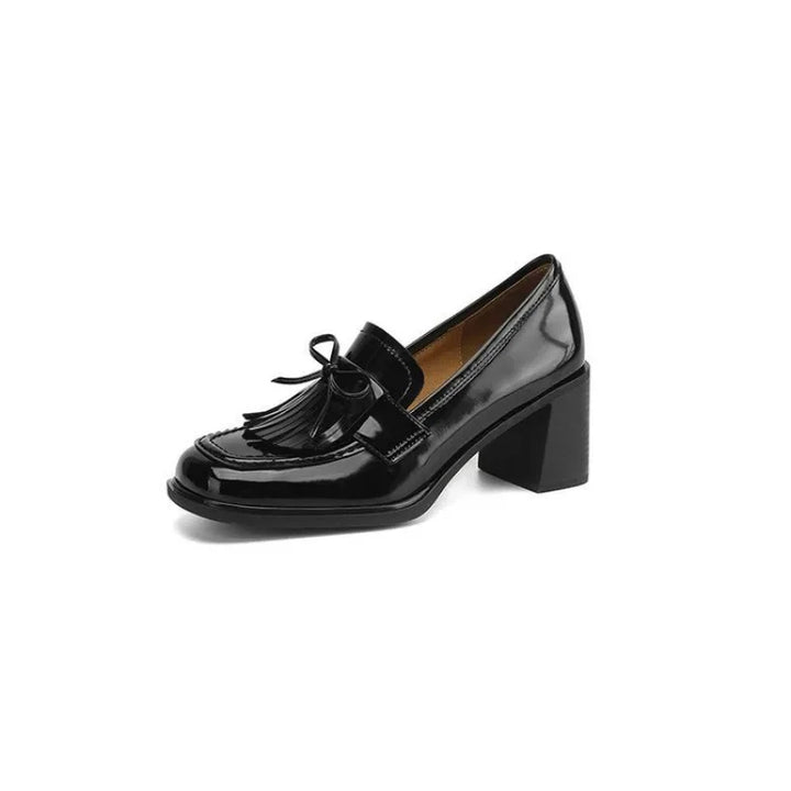 Elegant Loafer Pumps with Refined Silhouette