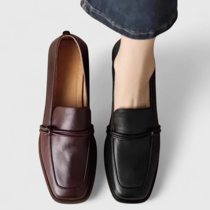 Orthopedic loafers with refined elegance