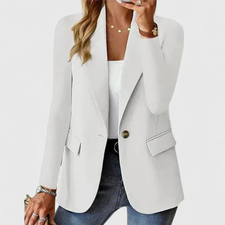 Timeless Tailored Blazer in Luxe Fabric