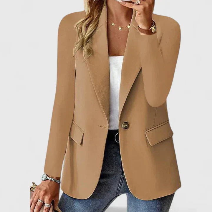 Timeless Tailored Blazer in Luxe Fabric