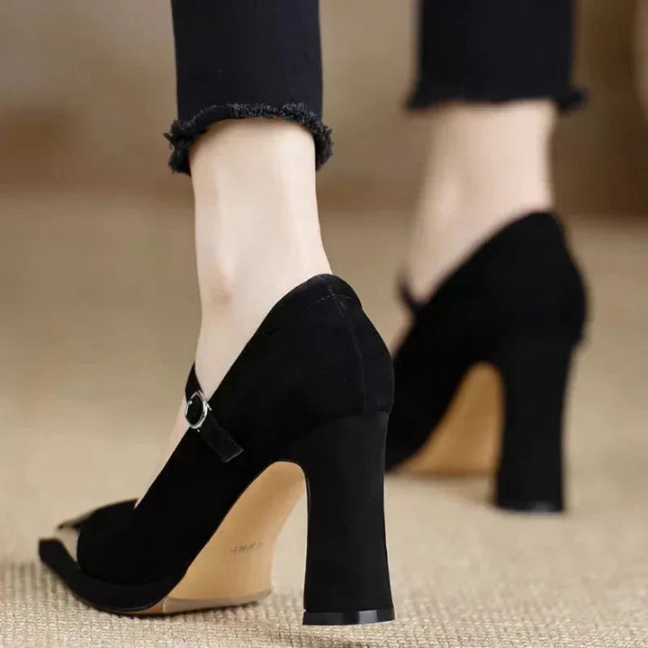 Refined Mora Elegant Pumps