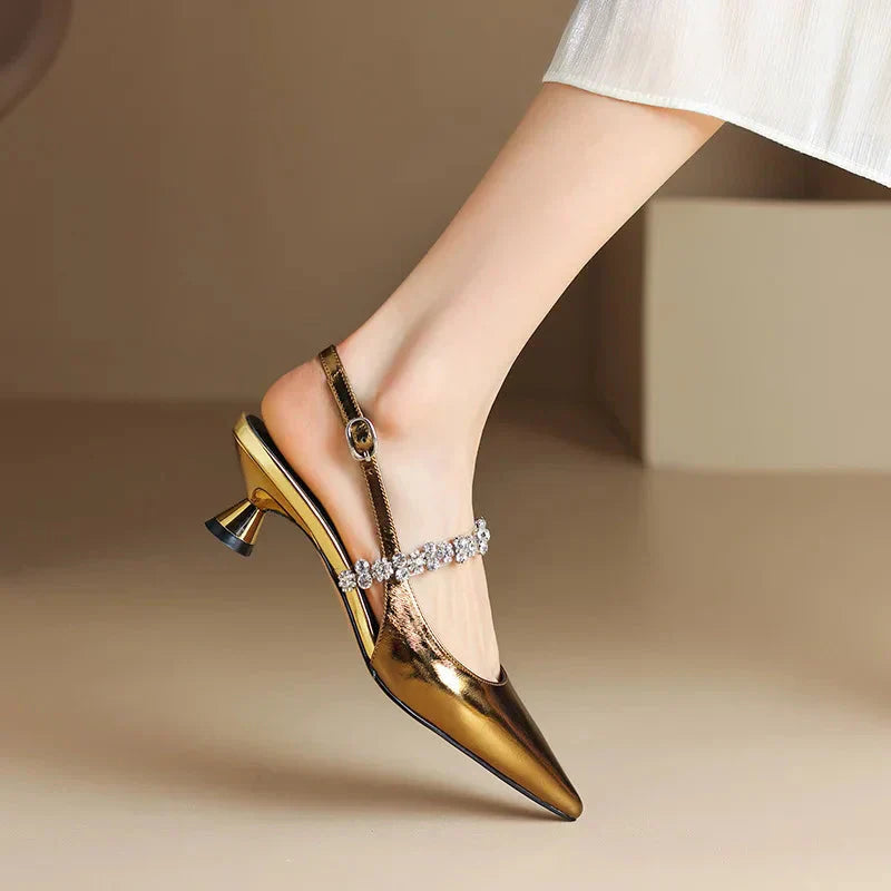 Isabelle Timeless Elegance Pumps