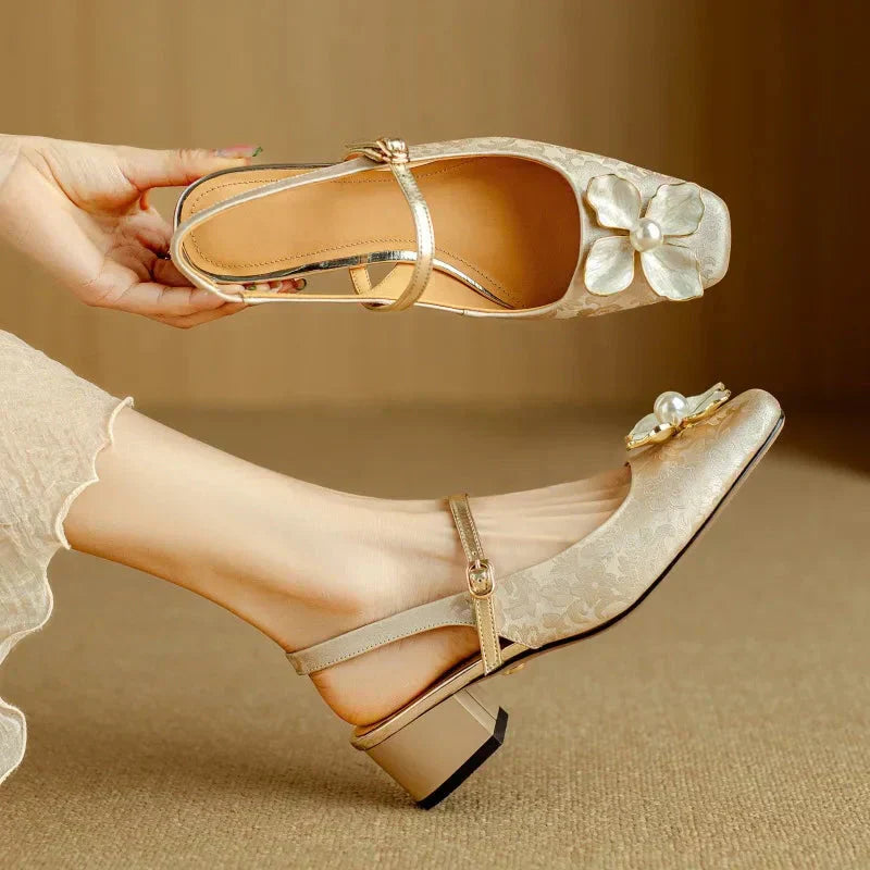 Elegant Slingback Pumps with Subtle Detailing