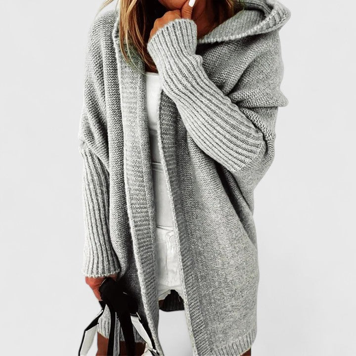 Luxurious Knit Cardigan with Soft Draping