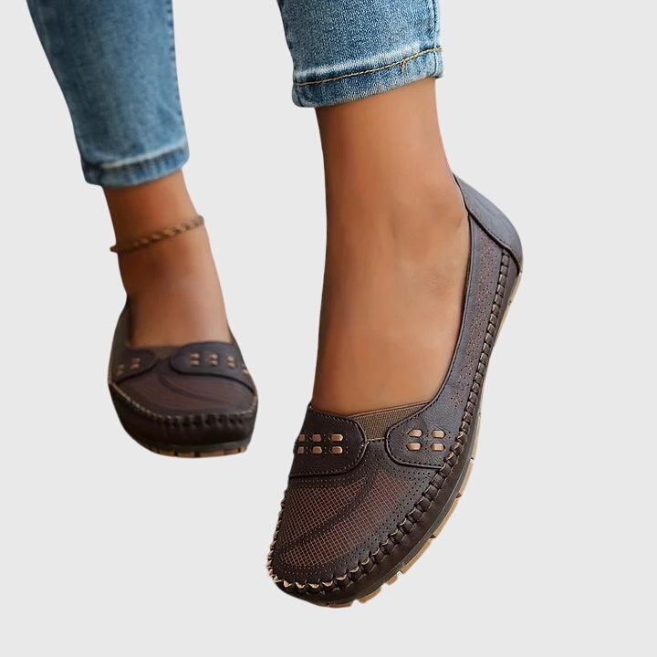 Maple orthopedic footwear with refined comfort