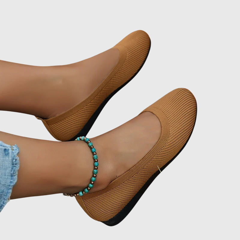 Breathable anti-slip footwear in refined style