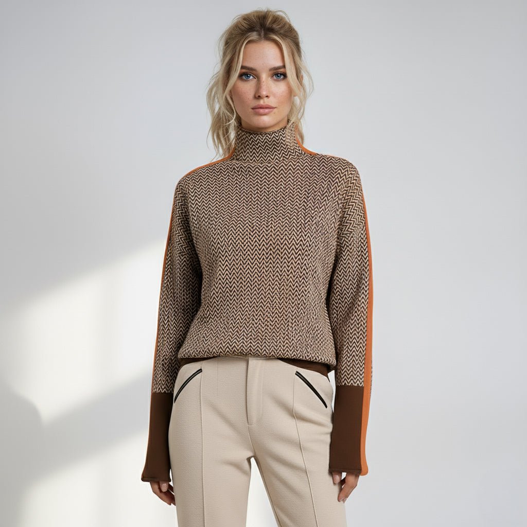 Turtleneck with Elegant Contrast Stripes
