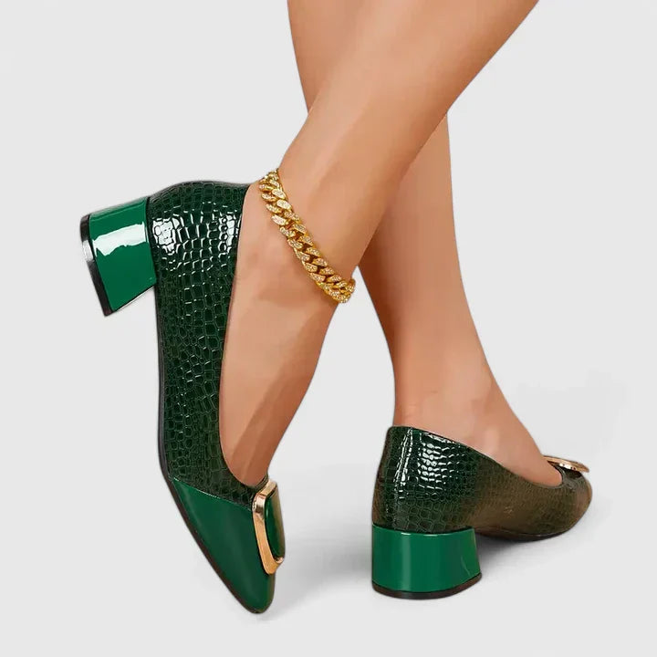 Elegant Suede Loafers with a Relaxed Fit